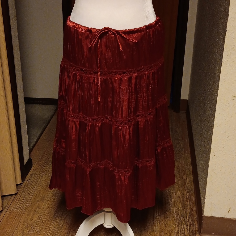 JANETTE BURGUNDY LACE SATIN MIDI SKIRT